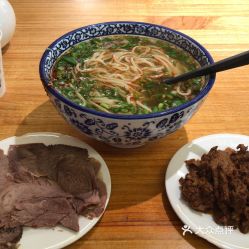 清真 松鼠家牛肉面 正宁路店 的熟牛肉好不好吃 用户评价口味怎么样 兰州美食熟牛肉实拍图片 大众点评