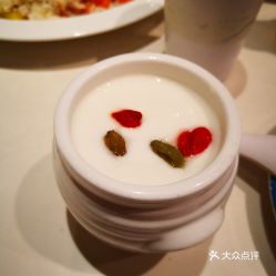 撒拉花儿西域美食圣熙8号店干果酸奶食评 大众点评口碑与雨轩斋清真食品的融合印象